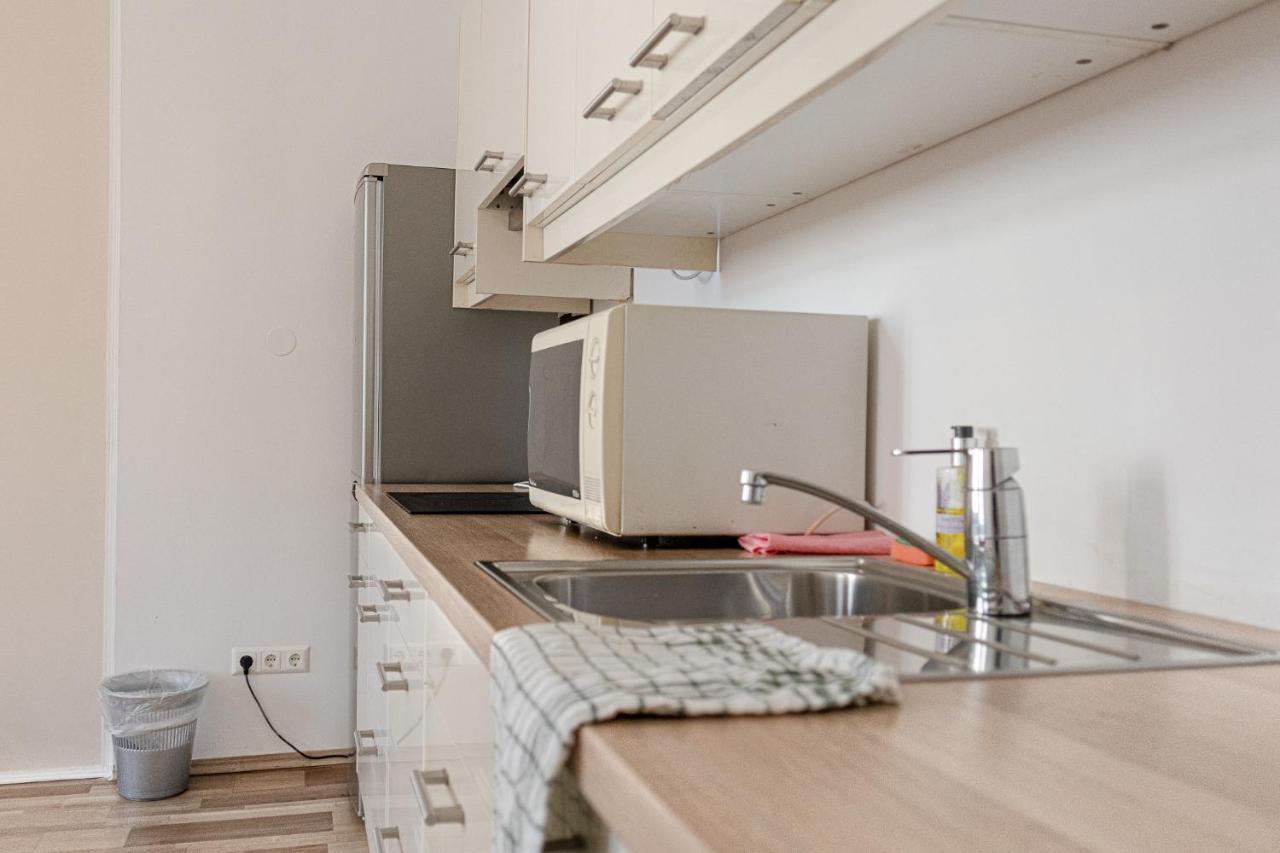 Special Vintage Viennese Apartment - 12Min F Downtown Bagian luar foto