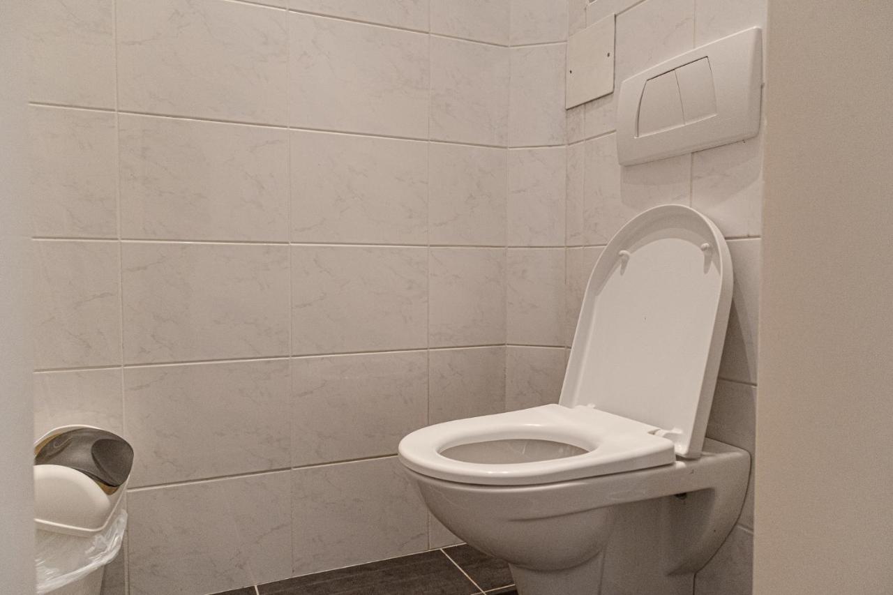 Special Vintage Viennese Apartment - 12Min F Downtown Bagian luar foto